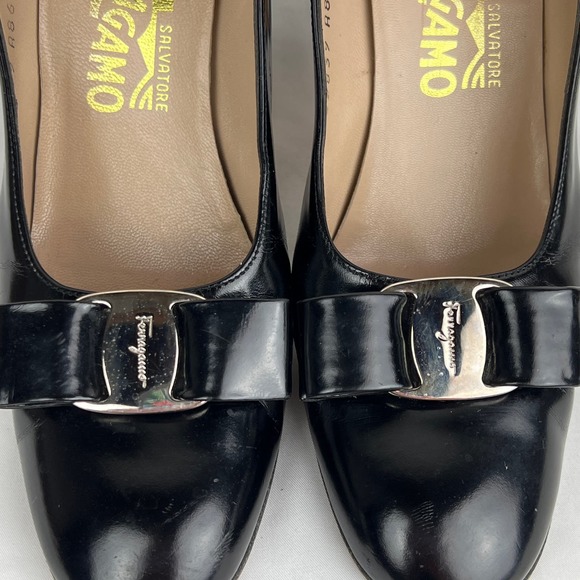 Salvatore Ferragamo Black Bow Embellished Block Heel Pumps - Picture 3 of 14